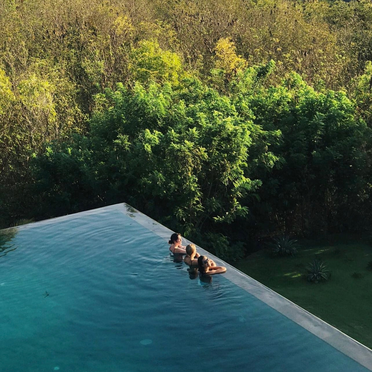 Sukabumi Green Pool Stone